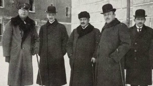 представители Четвёрного союза (крайний слева - Макс Гофман)