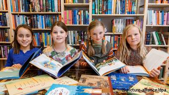 дети в Германии регулярно читают, но, конечно, не так активно, как в литературном кружке в Любеке