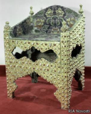 трон, подаренный Борису Годунову в 1604 году персидским шахом Аббасом
