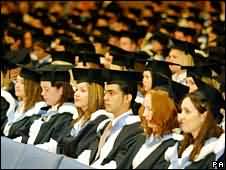 вопрос о плате за обучение в университетах Великобритании прояснится после следующих выборов