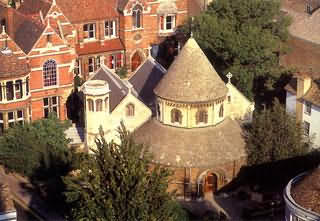 круглая церковь в Кембридже