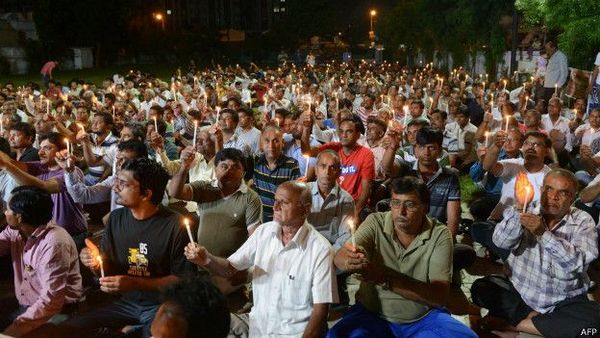 протестуют не только джаты: в сентябре 2015 года община патель патидар в Ахмедабаде также требовала поблажек для своей касты