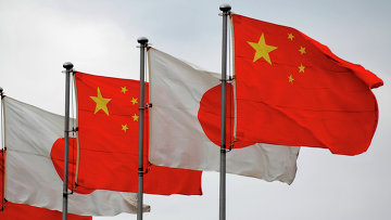 флаги Китая и Японии