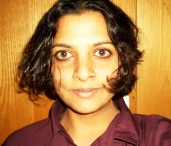 один из основателей P2PU Ниру Пахария – студентка Гарвардской школы бизнеса, дочь инженеров из Силиконовой долины, выходцев из Индии
