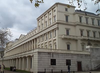 здание Королевского общества в Лондоне