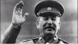 как утверждает автор книги, главная болезнь Сталина - паранойя