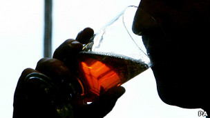 британские депутаты не согласны с принципом допустимой суточной дозы потребления алкоголя