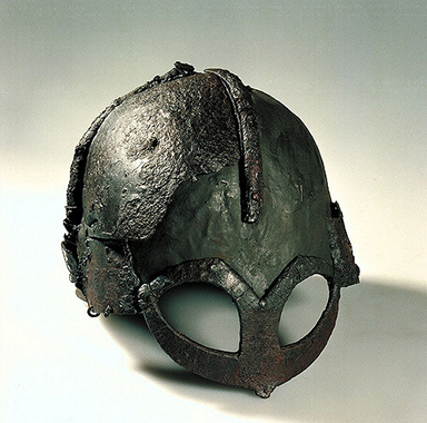 Шлем из Гьёрмюндбю. X век