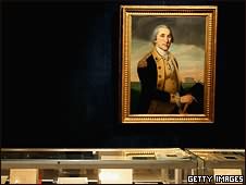 портрет Джорджа Вашингтона и выставка книг